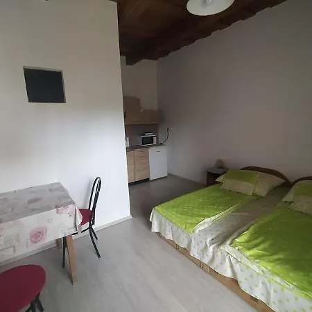 Heni Vendégháza Maison d'hôtes Vadna