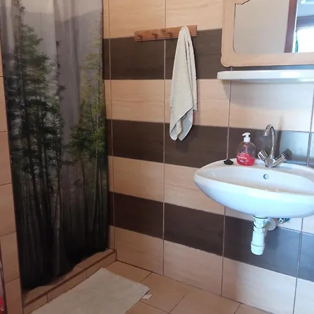 Maison d'hôtes Heni Vendégháza 3*